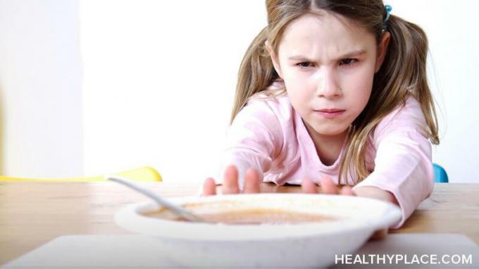 Você sabia que a presença de distúrbios alimentares em crianças pequenas está aumentando? Saiba como a doença os afeta e quais sintomas você deve conhecer no HealthyPlace.