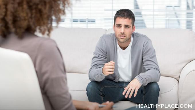 Aprenda sobre os diferentes tipos de conselheiros de saúde mental e como encontrar um bom conselheiro em saúde mental para você, no HealthyPlace.com.