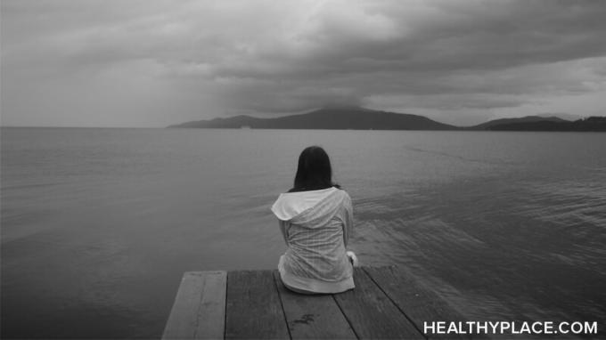 Mesmo quando você se sente deprimido demais para se ajudar, ainda há coisas que você pode fazer para tratar sua depressão. Descubra em HealthyPlace.com