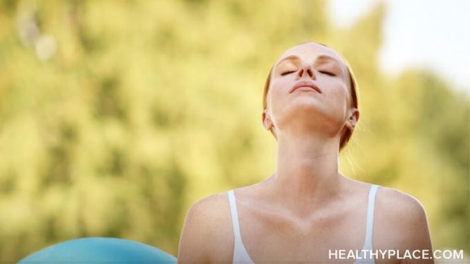 'Respire fundo.' Você já ouviu isso quando está estressado ou chateado? Há um bom motivo para isso. Descubra por que você deve respirar fundo em HealthyPlace.