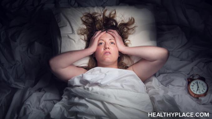 A ansiedade tem uma relação disfuncional com o sono. Eis por que isso acontece e como você pode reparar o relacionamento entre ansiedade e sono.