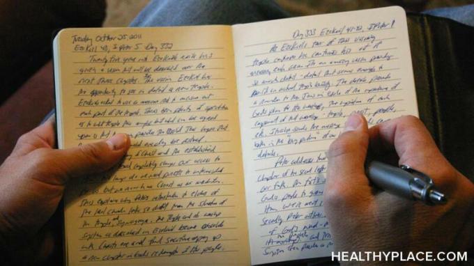 Um diário para hábitos de saúde mental pode ter um efeito positivo. Aqui estão algumas dicas sobre como iniciar seu diário para ajudar a lidar com doenças mentais no HealthyPlace.