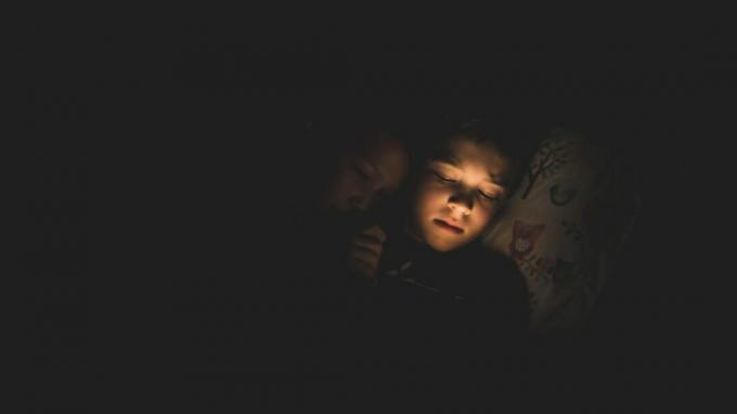 Histórias para dormir: Desafios da rotina do sono para crianças com TDAH